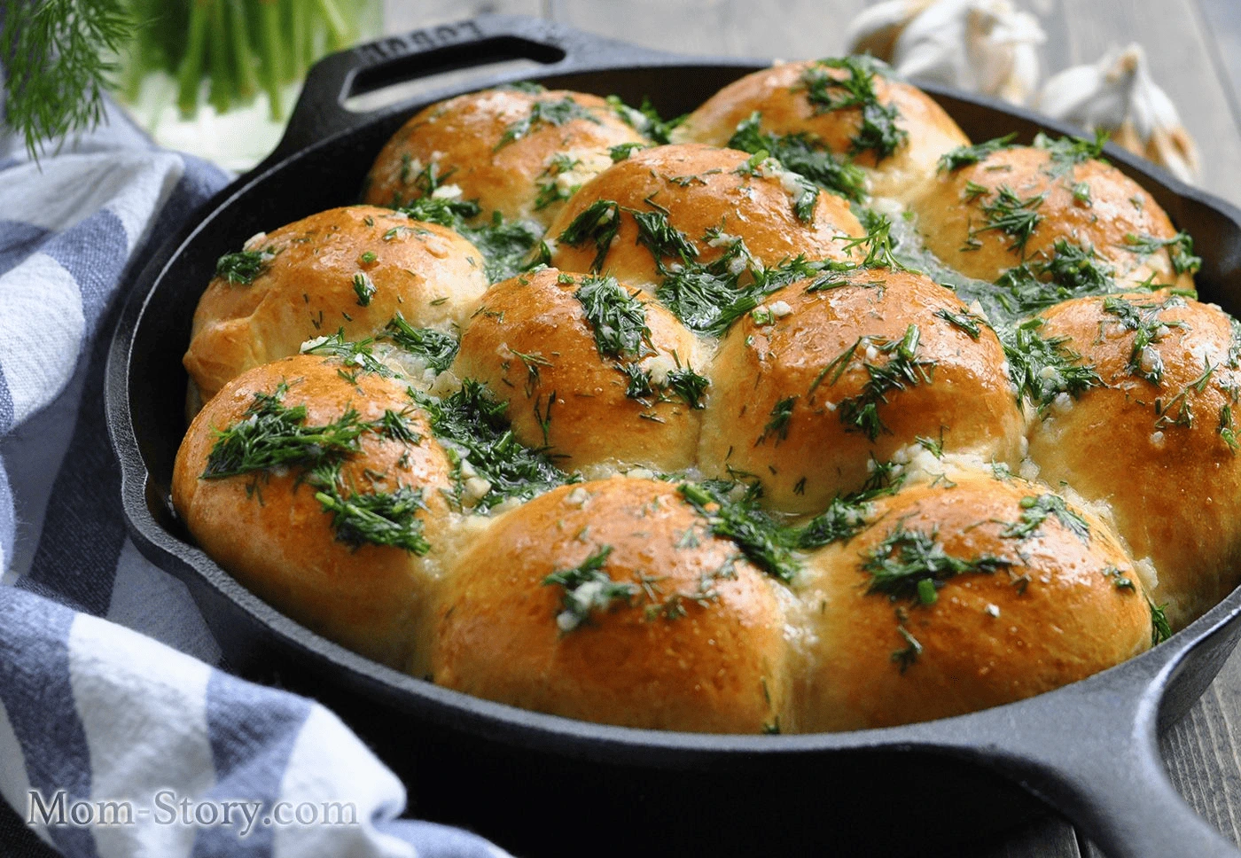 Пампушки чесночные (9 шт) — фото